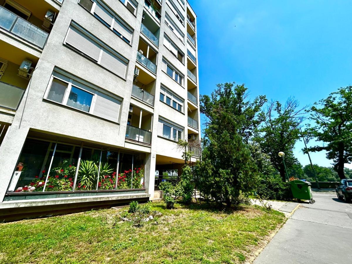 Cozy Apartment In The City Centre Next To Dom Square Szeged Exterior photo